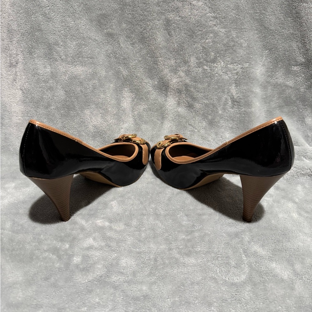Black and Tan Peep Toe Heels - Picture 5 of 8